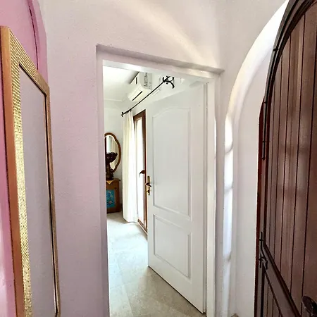 The Old Gate Apartment