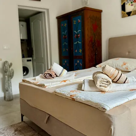 The Old Gate Apartment