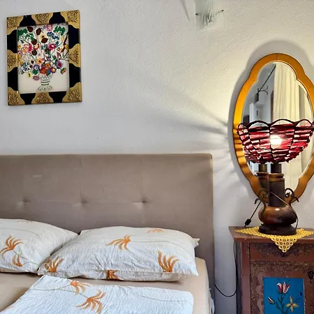 아파트 The Old Gate *